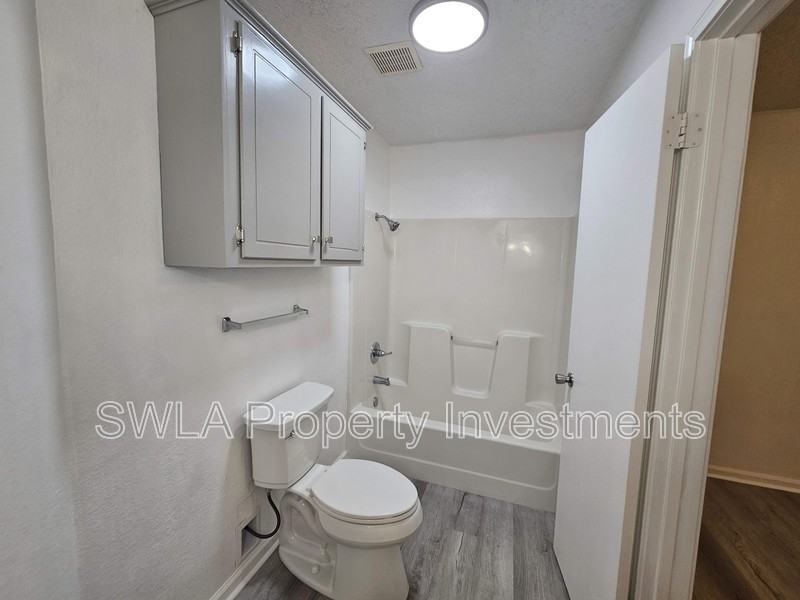 1750 S Tallowood Dr - Photo 7 of 10
