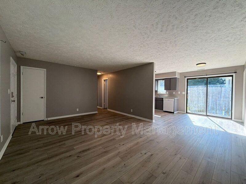 4441 N 67th St #4441 - Photo 4 of 19
