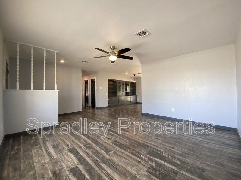 16383 Possum Creek Rd - Photo 2 of 11