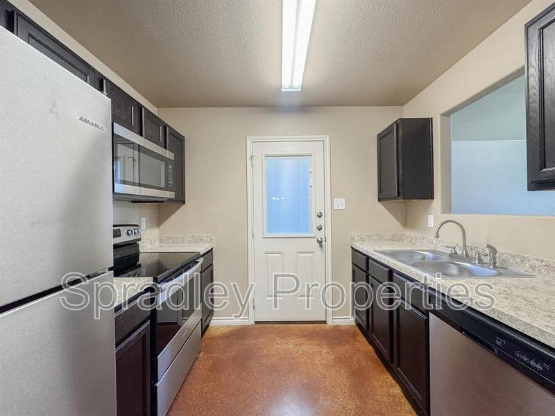 1576 Brady Way - Photo 5 of 15