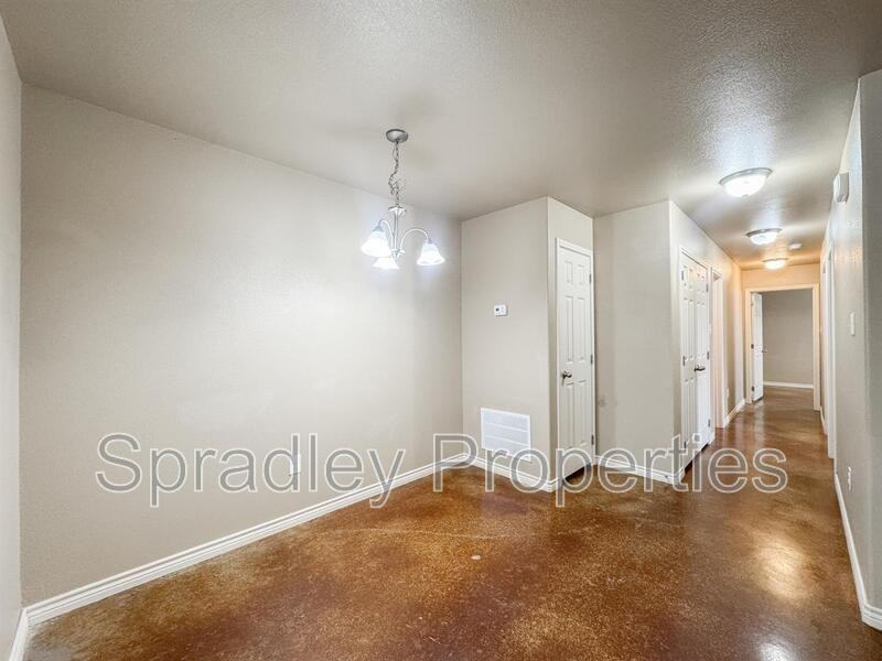 1576 Brady Way - Photo 7 of 15