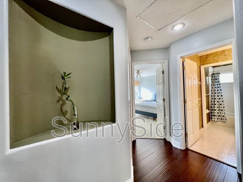 1565 The Oaks Blvd - Photo 5 of 33