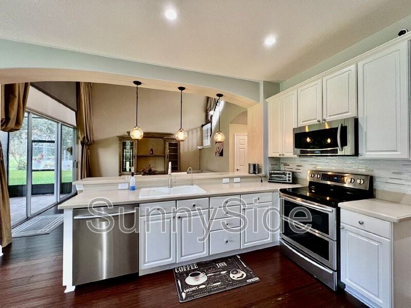 1565 The Oaks Blvd - Photo 7 of 33