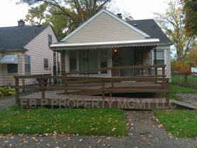 18545 Riverview St - Photo 1 of 1