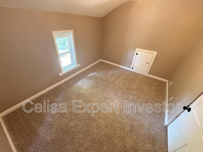 634 Walnut St - Photo 7 of 8