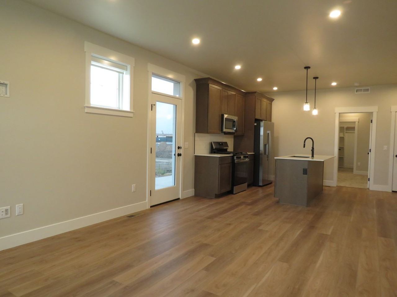 76 Dryfly Ln - Photo 5 of 17