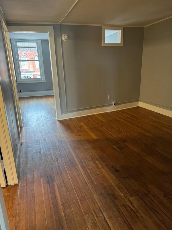 8A E Church St - Photo 2 of 7