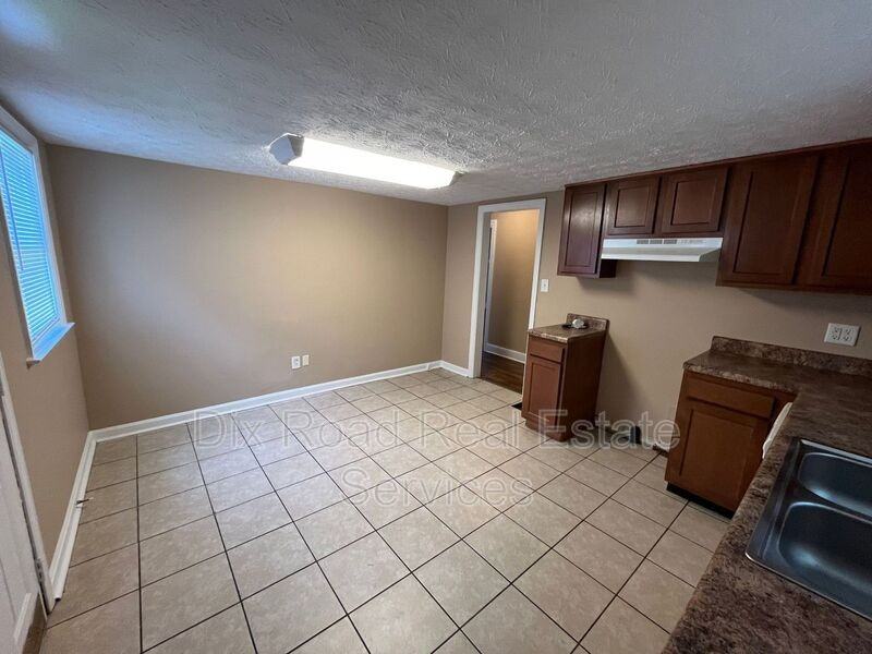 2108 Arlington Ave - Photo 6 of 15