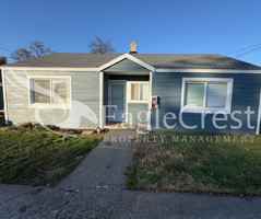 featured image of 223 Se Roseville Ln