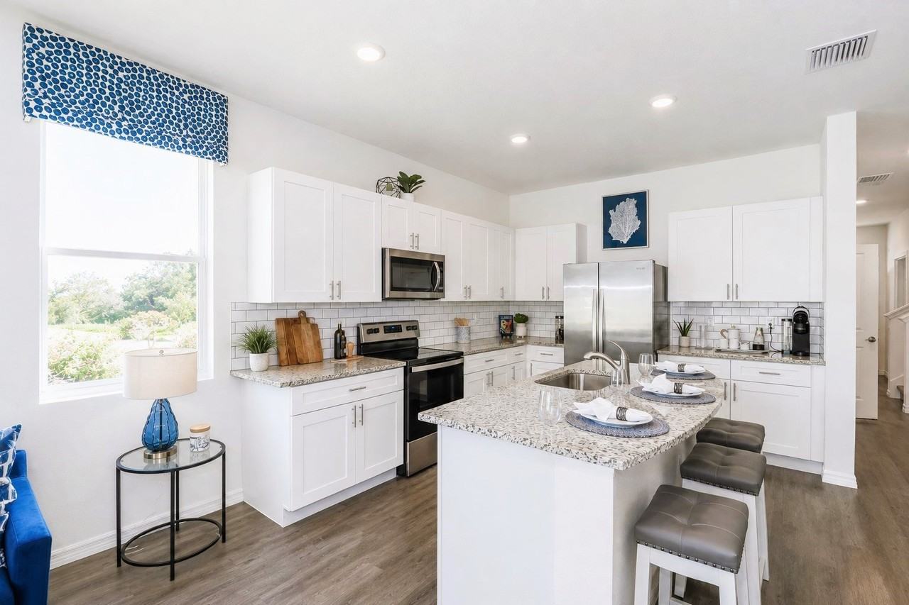 11902 Stoneport Pl