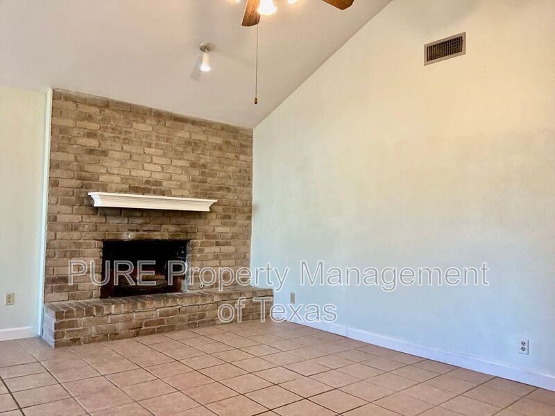 408 E Central Dr - Photo 3 of 25