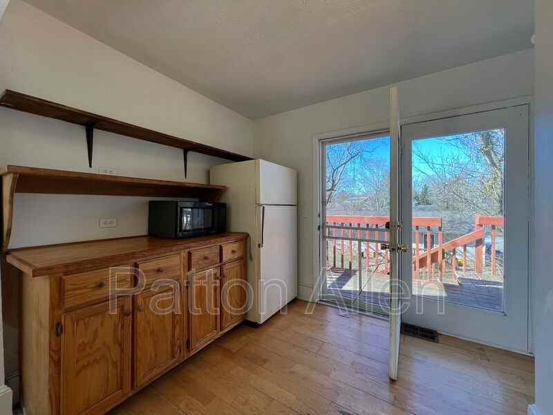 29 Parkman Pl - Photo 3 of 19
