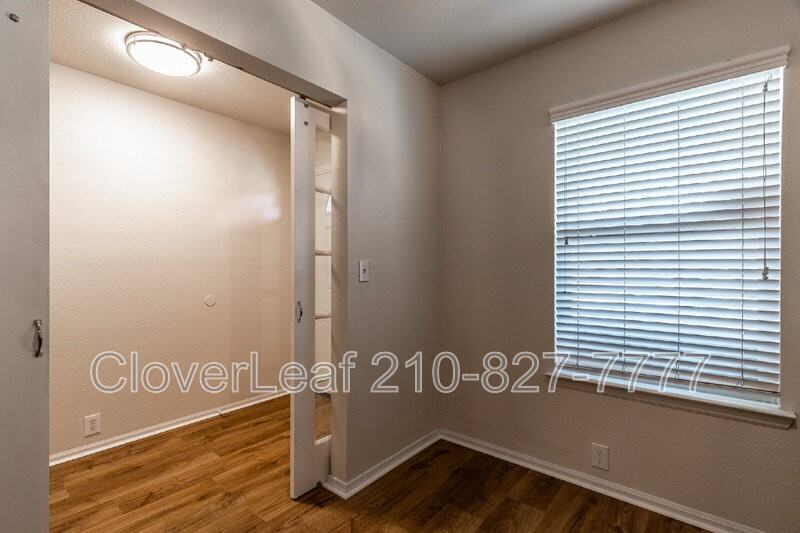 802 Amber Knl - Photo 7 of 38