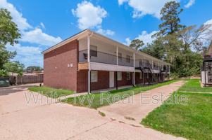 featured image of 600 Palm St #15