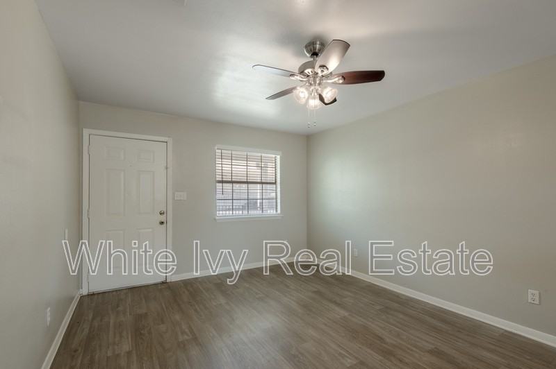 600 Palm St #15 - Photo 4 of 19