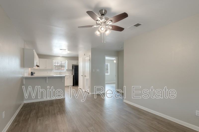 600 Palm St #15 - Photo 6 of 19