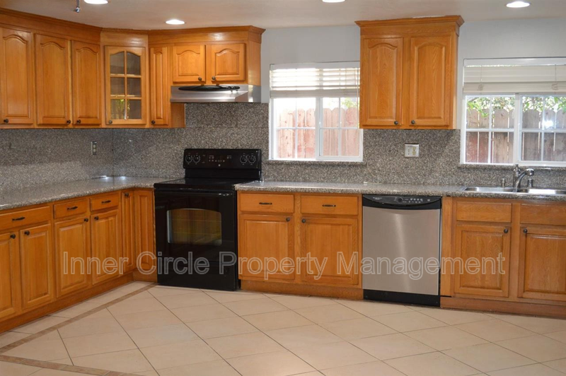 217 Mitchum Dr - Photo 5 of 12