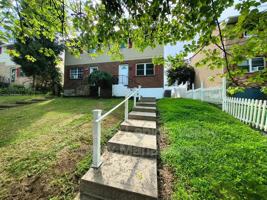 featured image of 806 S Armour St
