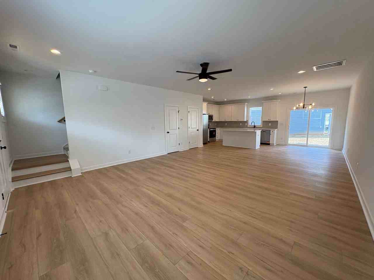 3914 Amerigo St - Photo 4 of 13