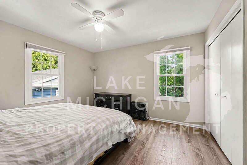515 Maryland Ave Ne - Photo 5 of 11