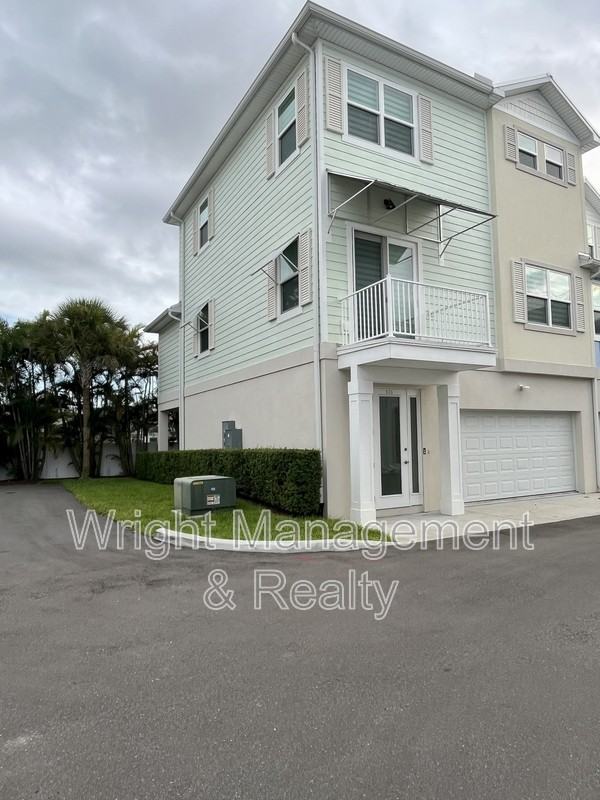 821 Oak Bend Ln #1 - Photo 2 of 34