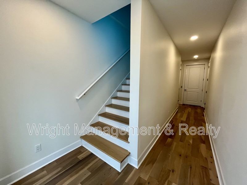 821 Oak Bend Ln #1 - Photo 4 of 34