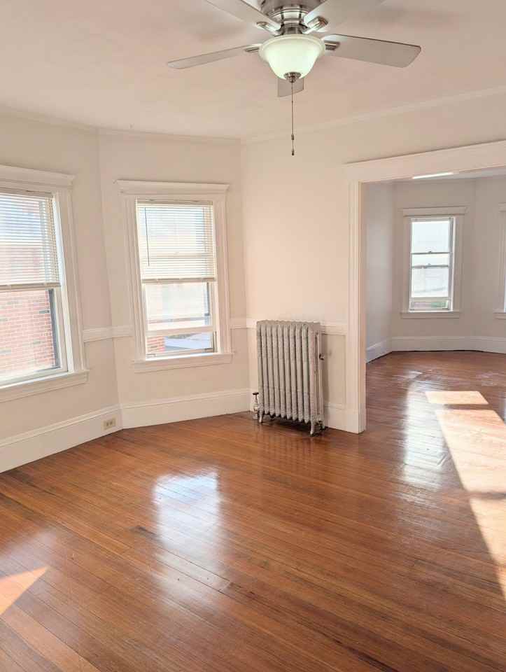 39 Olcott Street - Photo 6 of 14