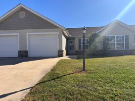 featured image of Springdale Ln
