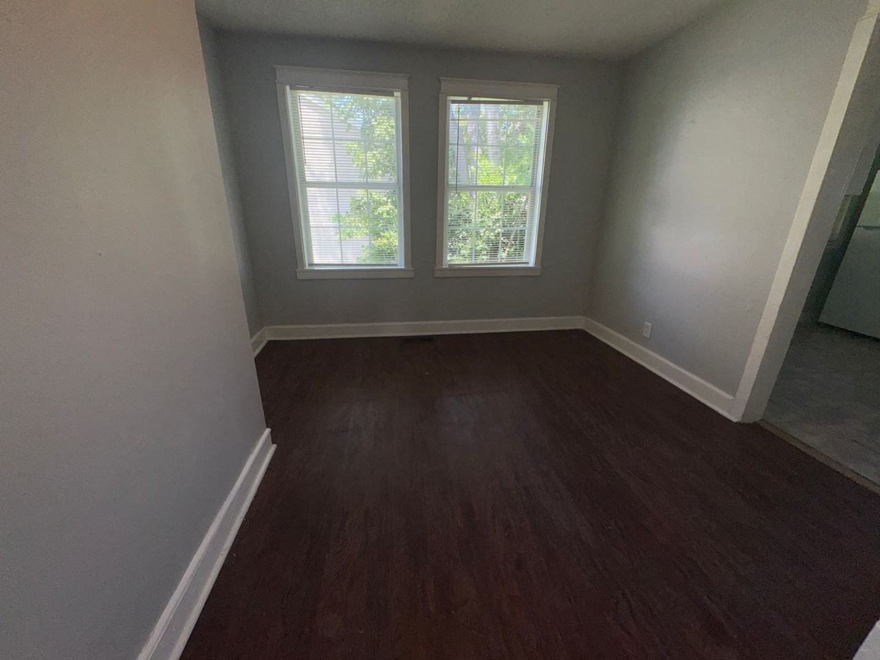 918 9th Ave Se - Photo 6 of 16