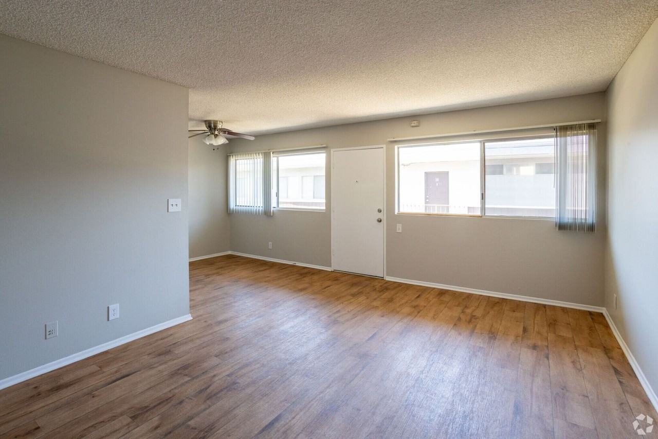 Saticoy 12 Apartments - Photo 2 of 15