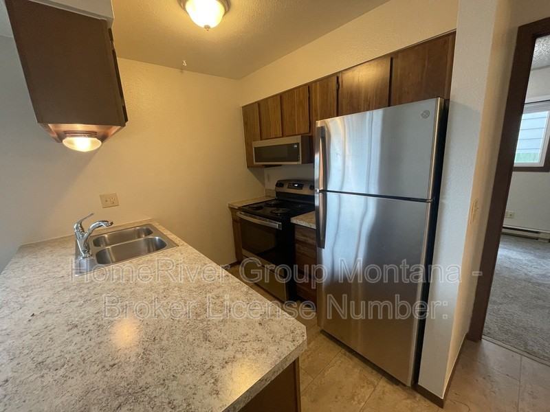 1345 S 2nd St W #3 - Photo 5 of 5