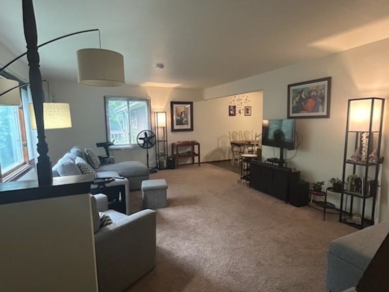 N18W5391 Pierce Ct - Photo 3 of 8