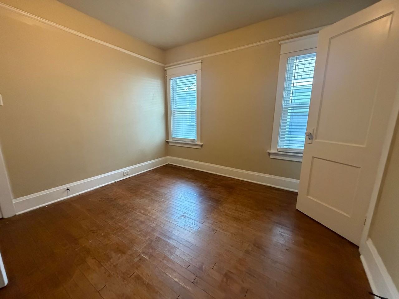 2945 N 36th St - Photo 3 of 11