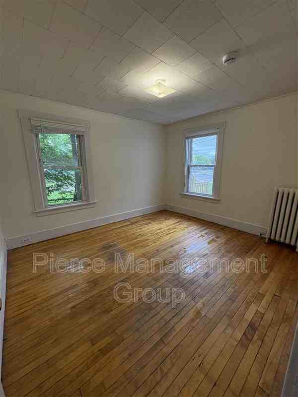 305 Marlboro St #2 - Photo 5 of 7