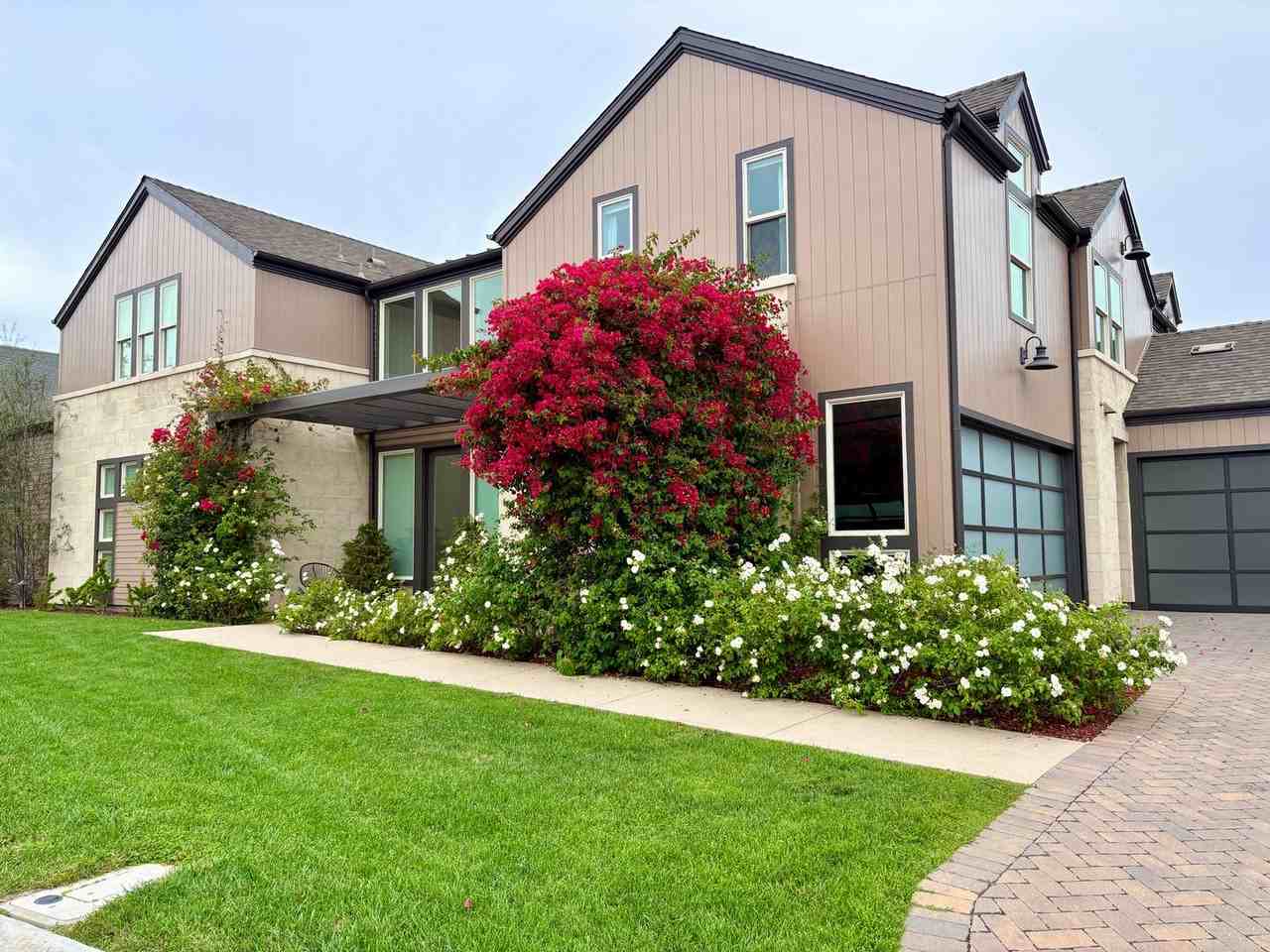 1432 Enclave Ct