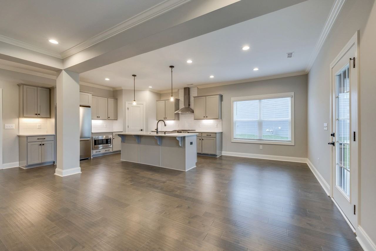 1709 Melton Meadows Dr - Photo 3 of 27
