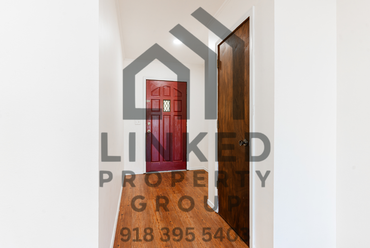 5013 S Lions Ave - Photo 3 of 25