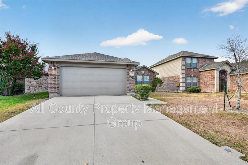 320 Chalkstone Dr - Photo 2 of 28