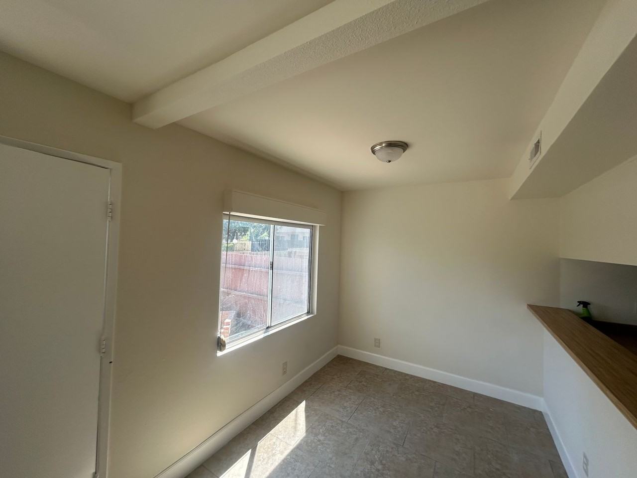 153 S Wilmington Ave #I - Photo 2 of 12