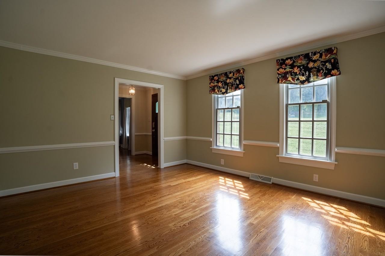 4716 Heritage Dr - Photo 5 of 20