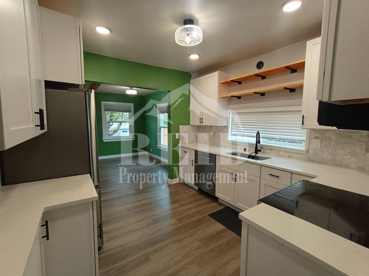 2931 Perry Ave - Photo 7 of 20