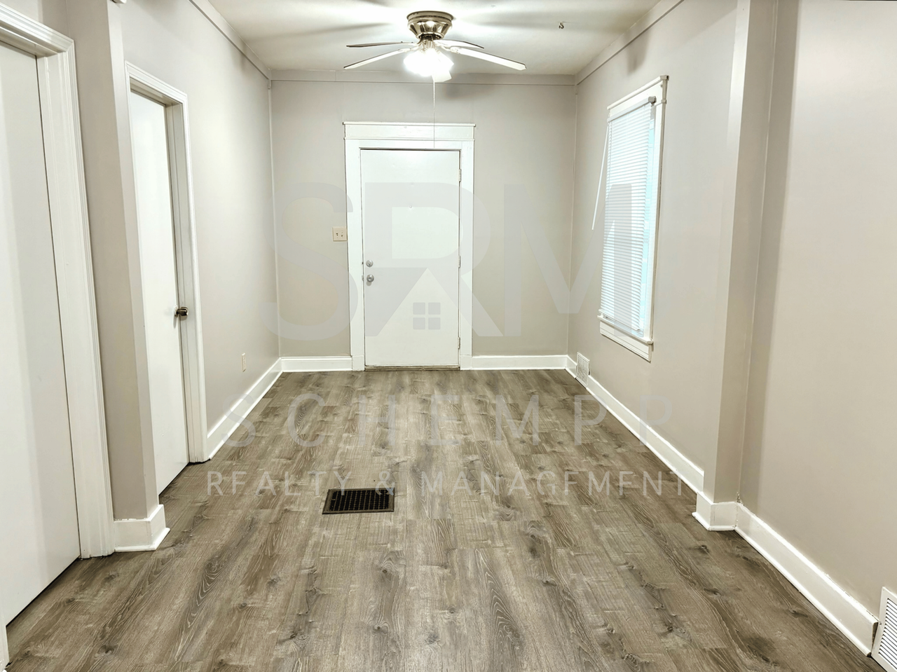 655 S 27th St - Photo 4 of 14