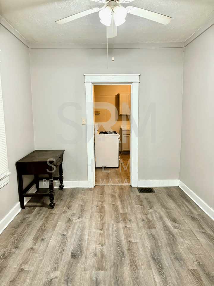 655 S 27th St - Photo 5 of 14