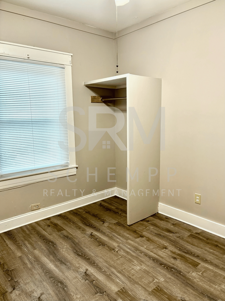 655 S 27th St - Photo 7 of 14