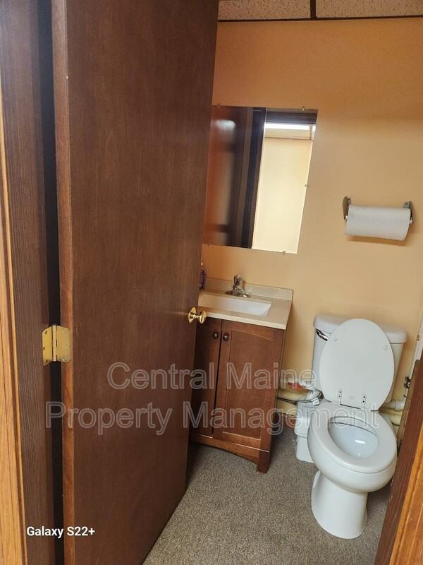 571 Sabattus St - Photo 7 of 7