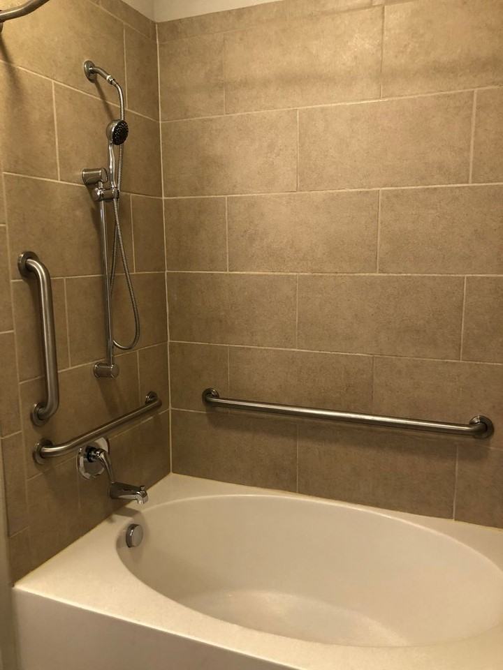 Pearl Street Apartments - Photo 3 of 13