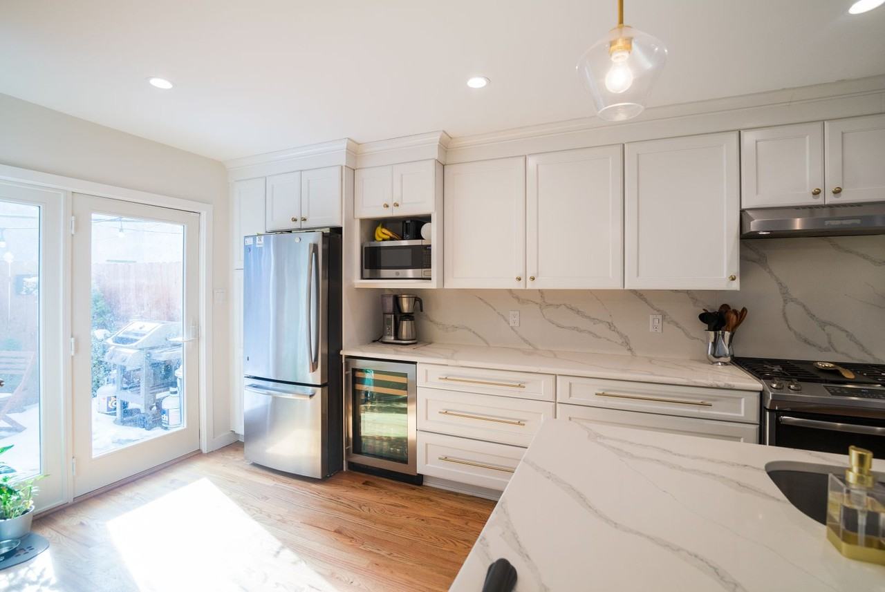 2216 Kimball St - Photo 7 of 21