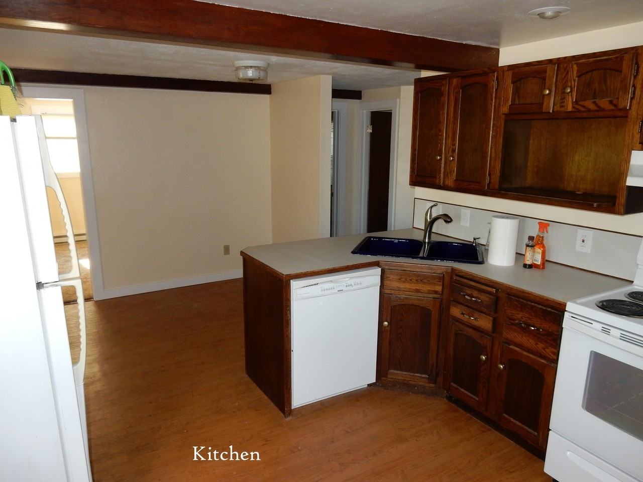 985 Cross St Se - Photo 2 of 13