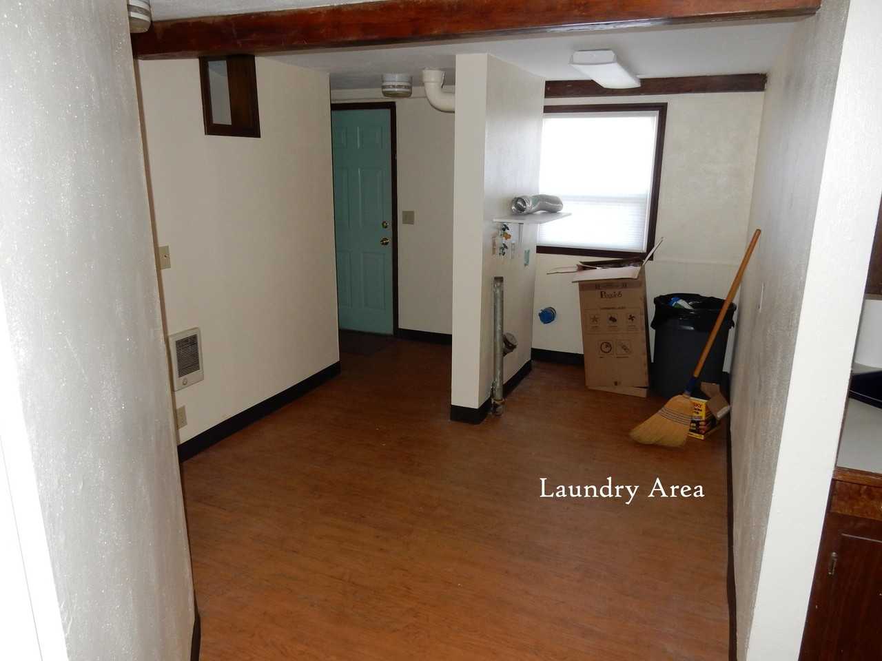 985 Cross St Se - Photo 7 of 13