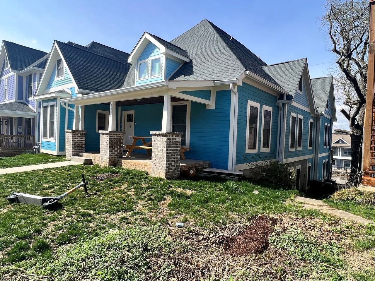 1533 Forest Ave - Photo 2 of 23